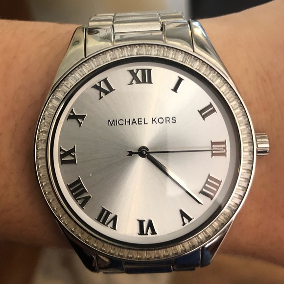 Ladies Michael Kors watch - Picture 1 of 2